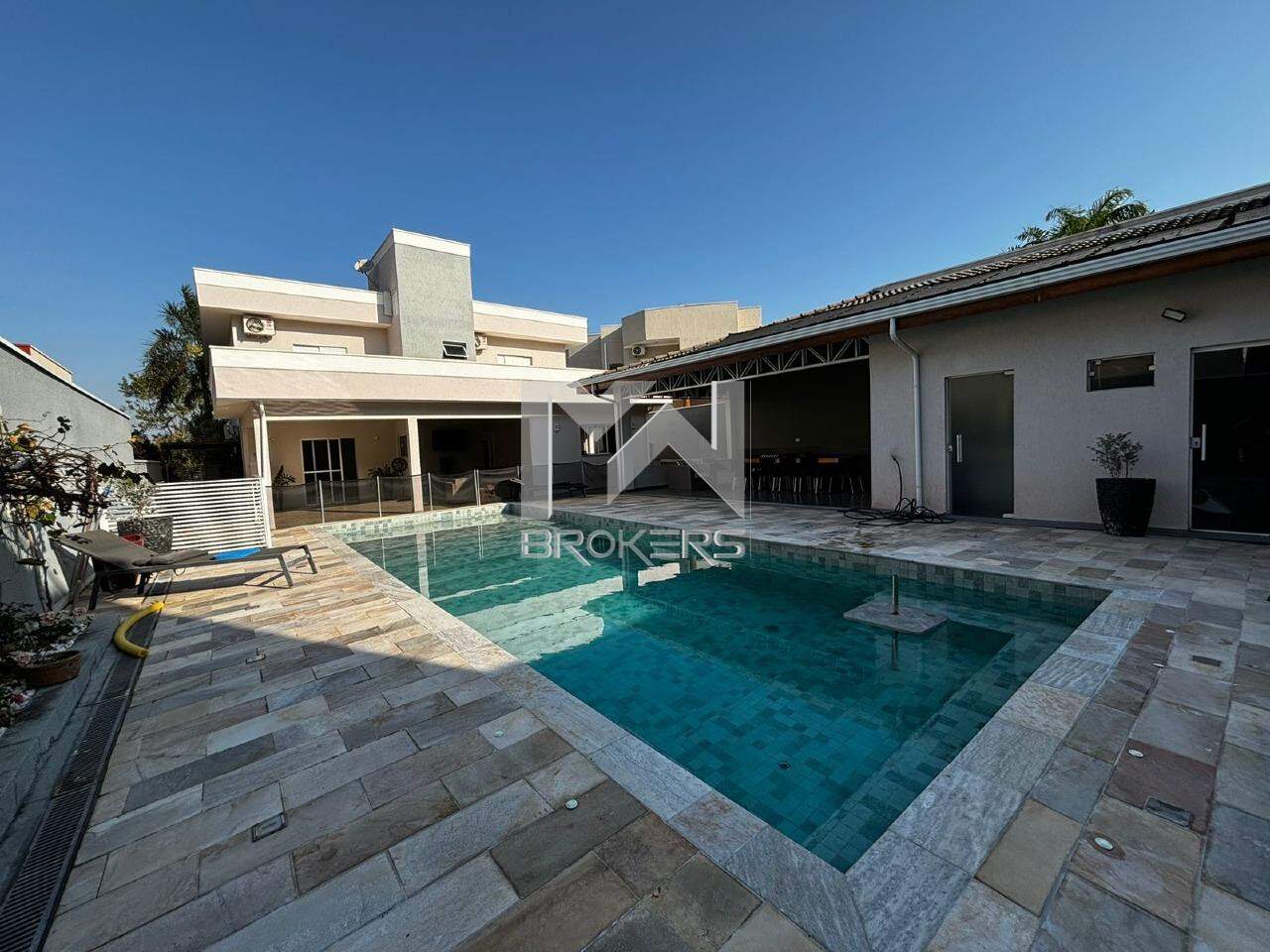 Casa em Condomínio à venda no Condomínio Terras de Vinhedo: piscina