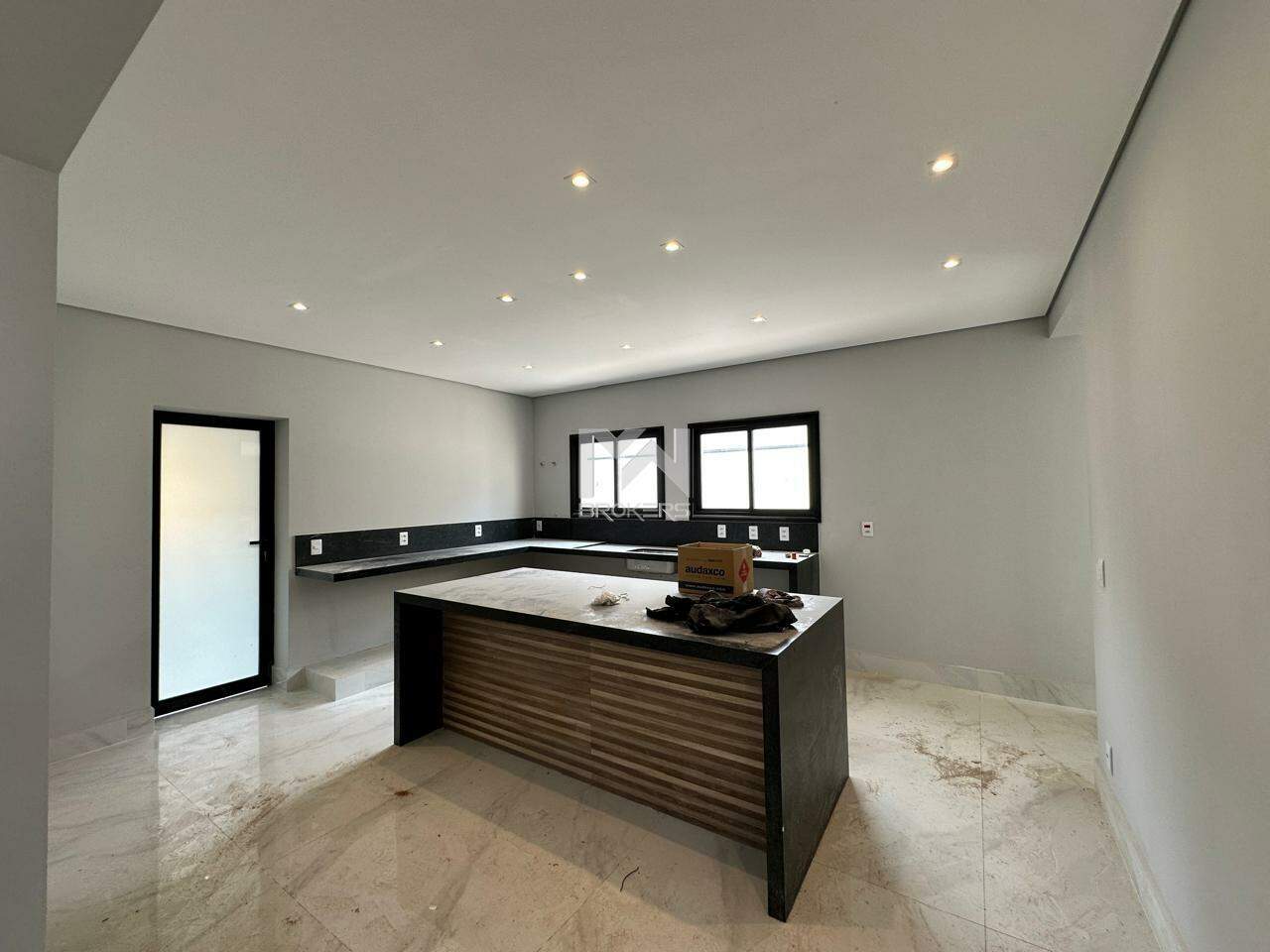 Casa em Condomínio à venda no Condomínio Residencial Querência: 