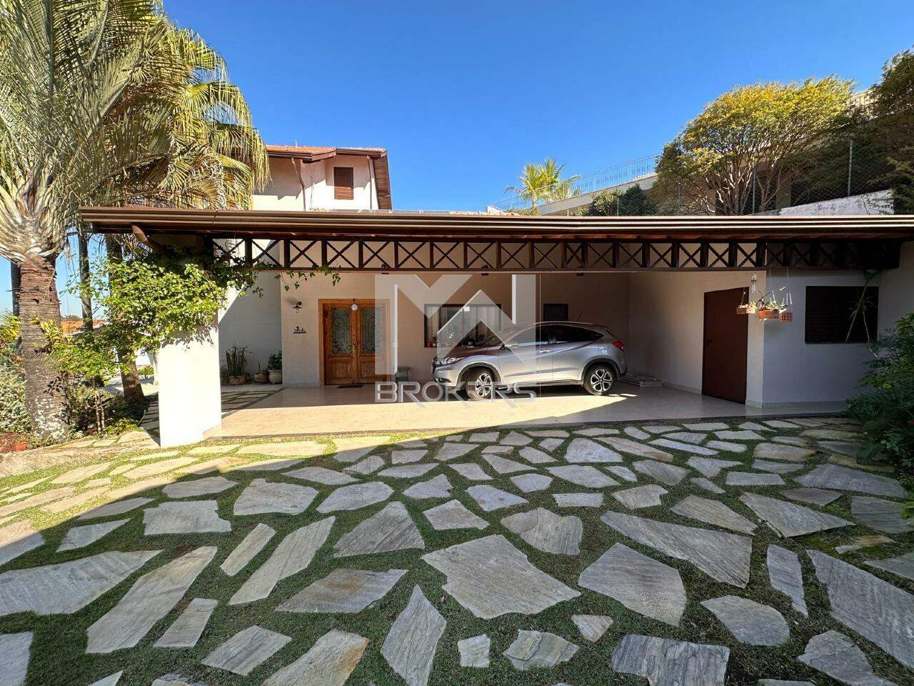 Casa em Condomínio à venda no Condomínio Marambaia: garagem 