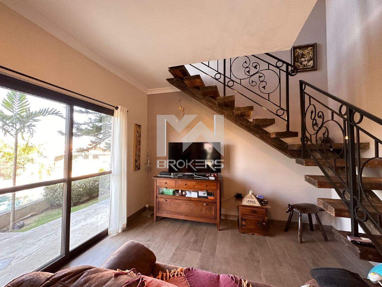 Casa em Condomínio à venda no Condomínio Marambaia: sala de estar