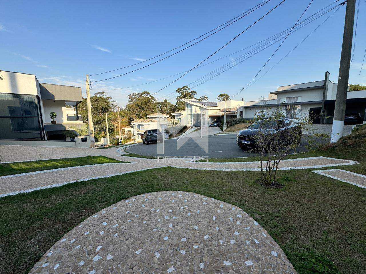 Casa em Condomínio à venda no Chácaras Silvania: vista rua