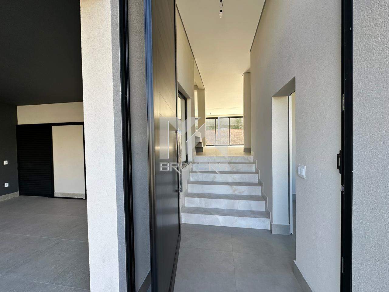 Casa em Condomínio à venda no Loteamento Recanto dos Paturis: Hall