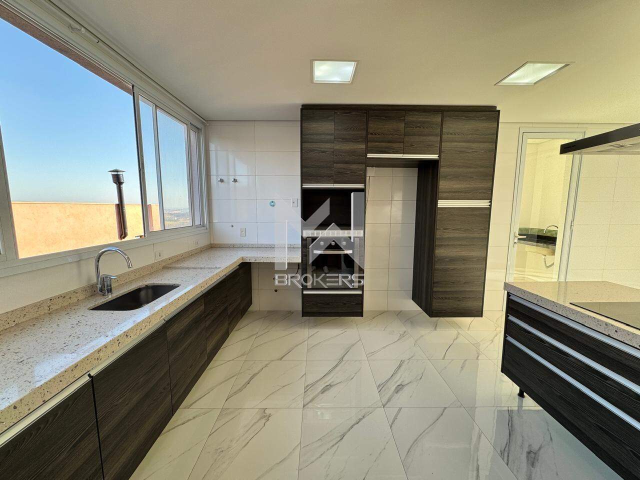 Casa em Condomínio à venda no Condomínio Campo de Toscana: cozinha