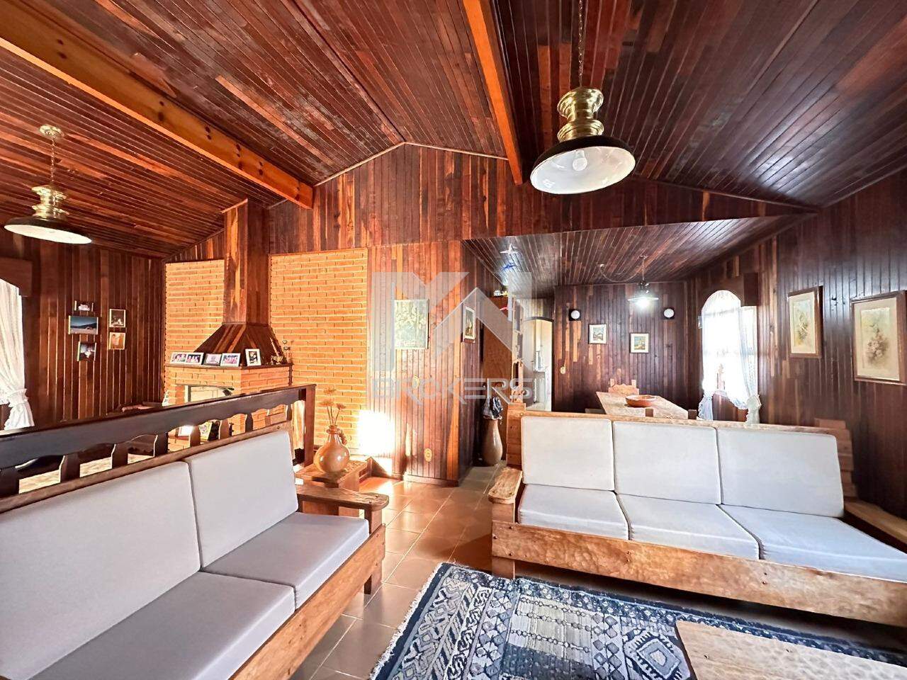 Casa em Condomínio à venda no Condomínio Marambaia: sala de estar