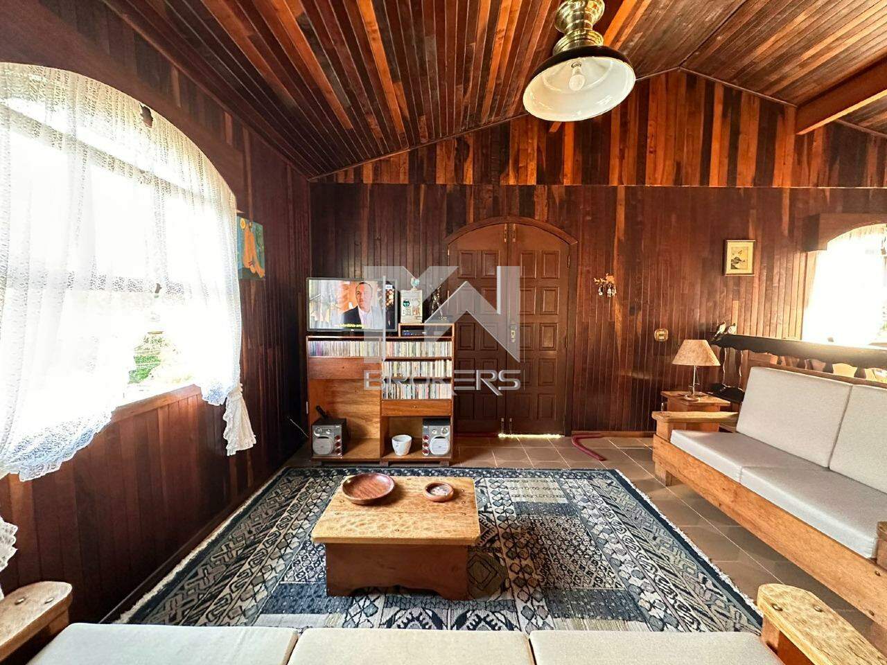 Casa em Condomínio à venda no Condomínio Marambaia: sala de estar