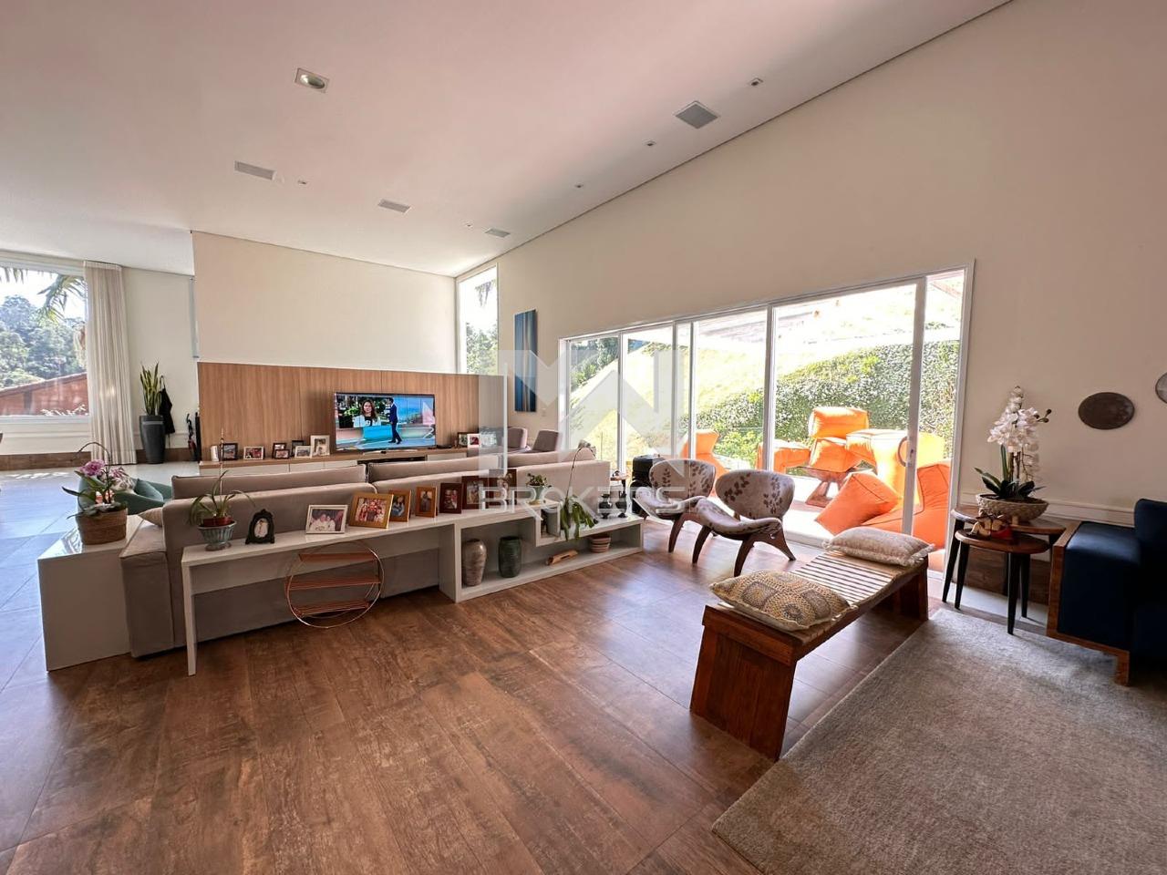 Casa em Condomínio à venda no Condomínio Marambaia: sala de estar