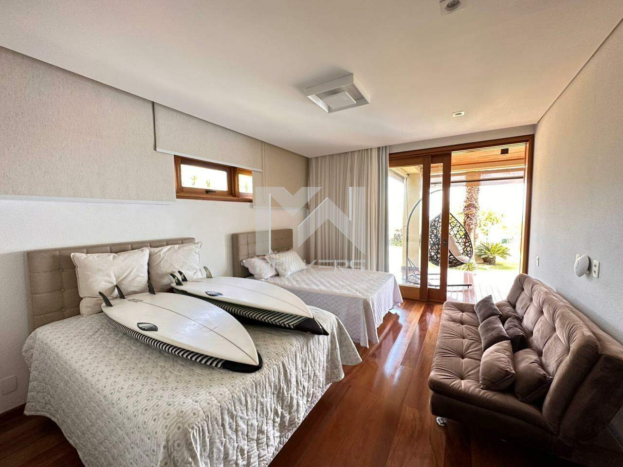 Casa em Condomínio à venda no Condomínio Fazenda da Grama: suíte