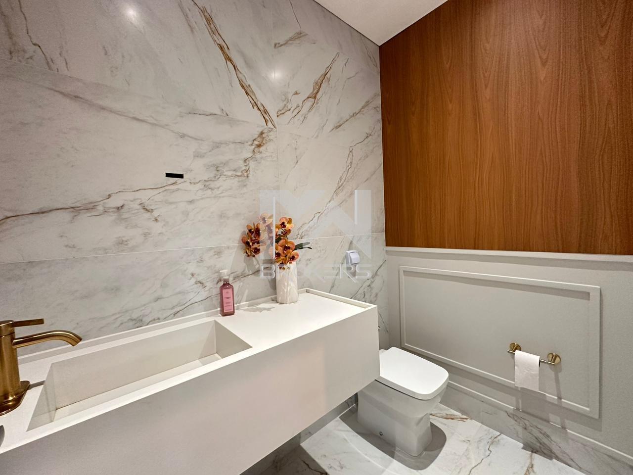 Casa em Condomínio à venda no Loteamento Alphaville Campinas: lavabo