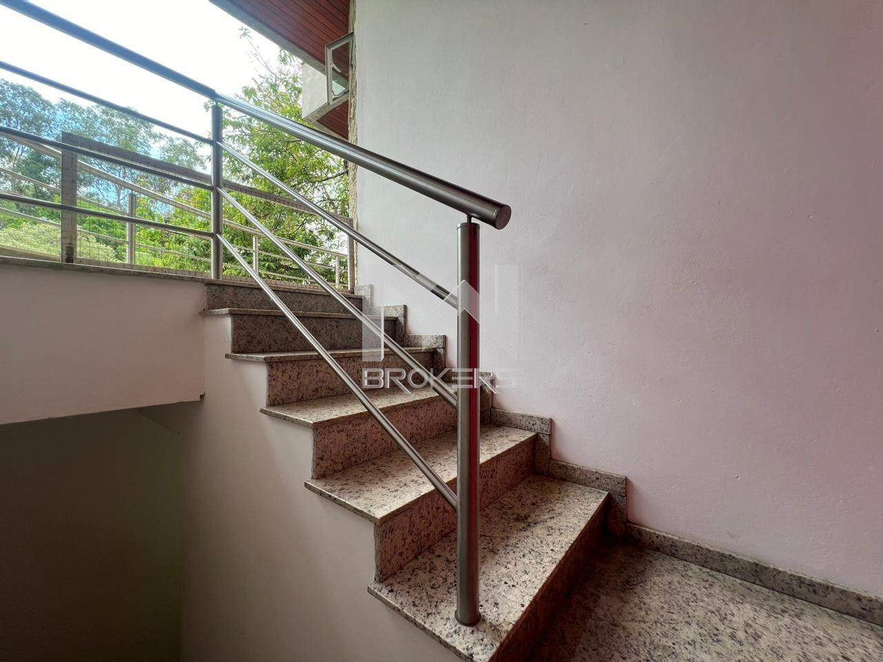 Casa em Condomínio à venda no Condominio Villaggio Capriccio: acesso ao térreo