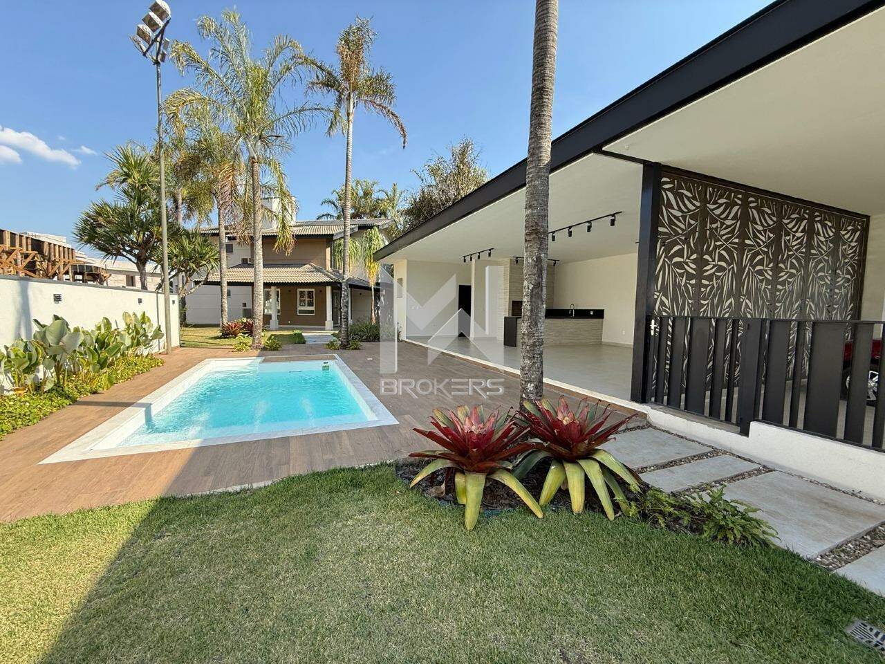 Casa em Condomínio à venda no Morada do Sol: piscina