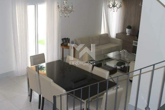 Casa em Condomínio à venda no Loteamento Recanto dos Paturis: salas