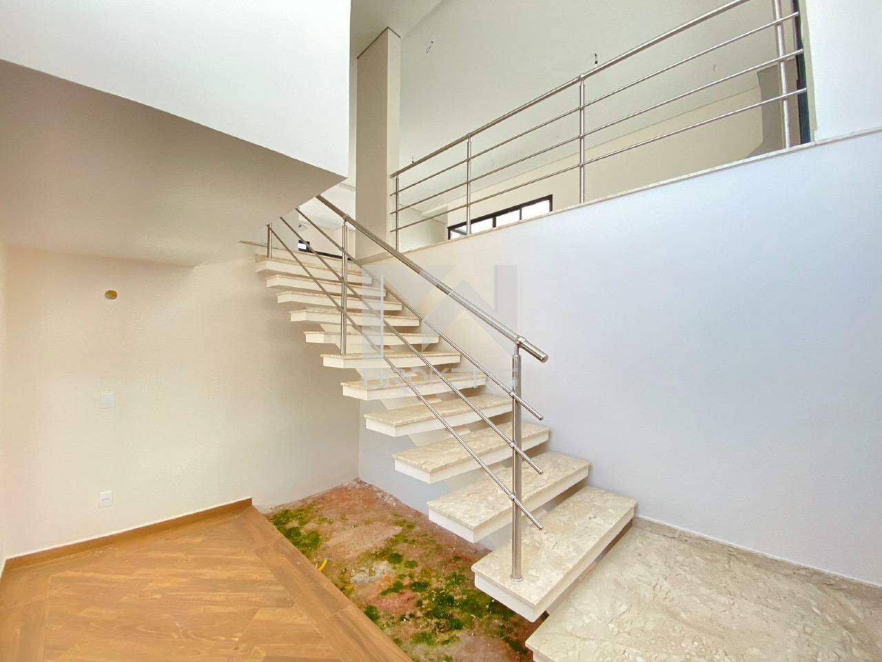 Casa em Condomínio à venda no Condomínio Santa Isabel: 