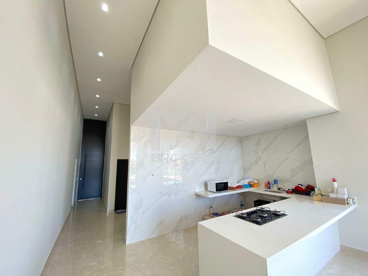 Casa em Condomínio à venda no Condomínio Santa Isabel: cozinha + hall de entrada