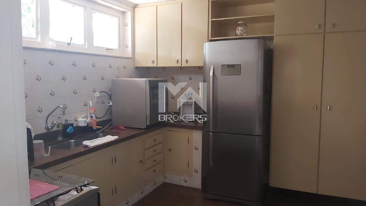 Casa à venda no Jardim Celani: cozinha