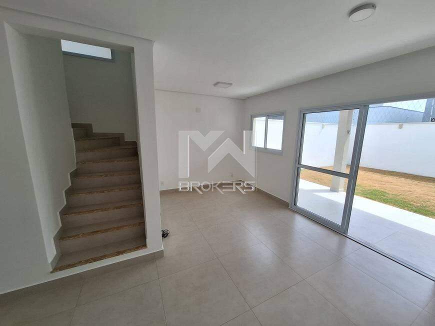 Casa em Condomínio à venda no Pinheirinho: salas