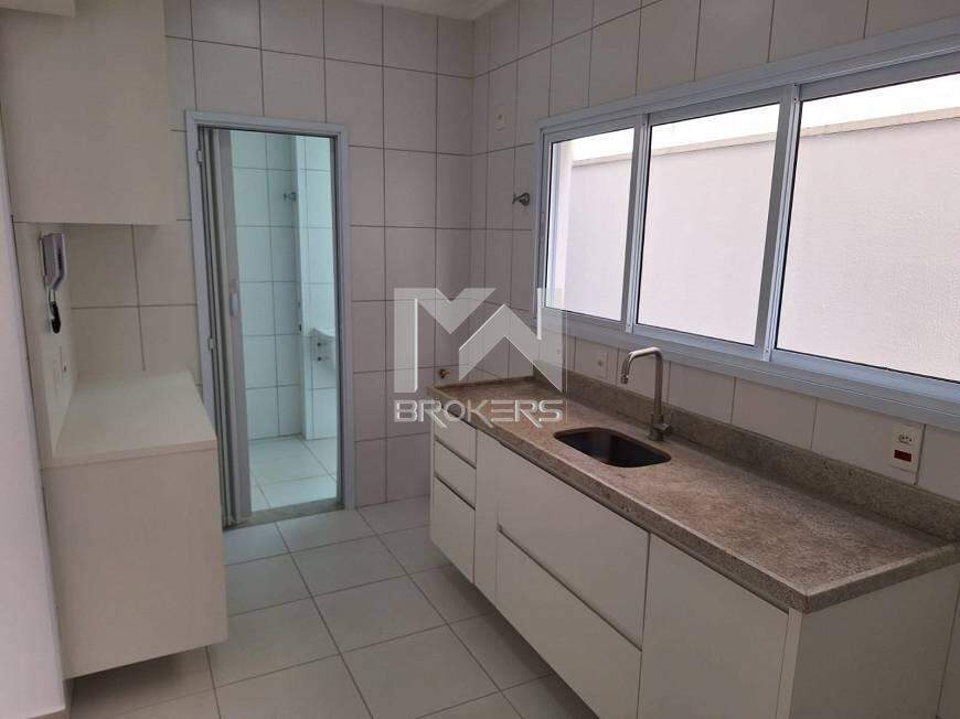 Casa em Condomínio à venda no Pinheirinho: cozinha