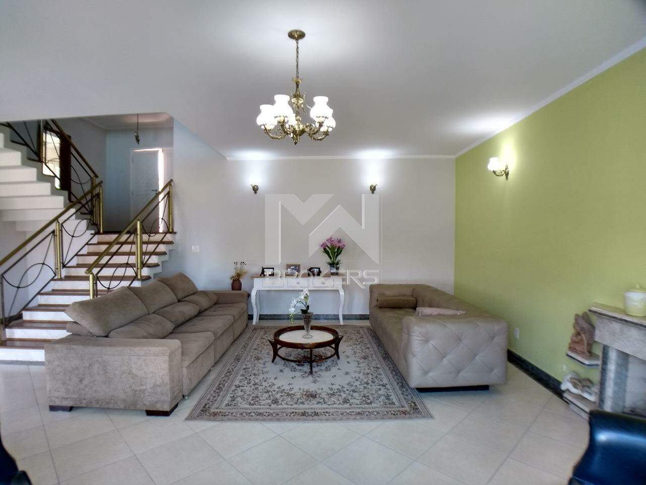 Casa em Condomínio à venda no Santa Cândida: salas