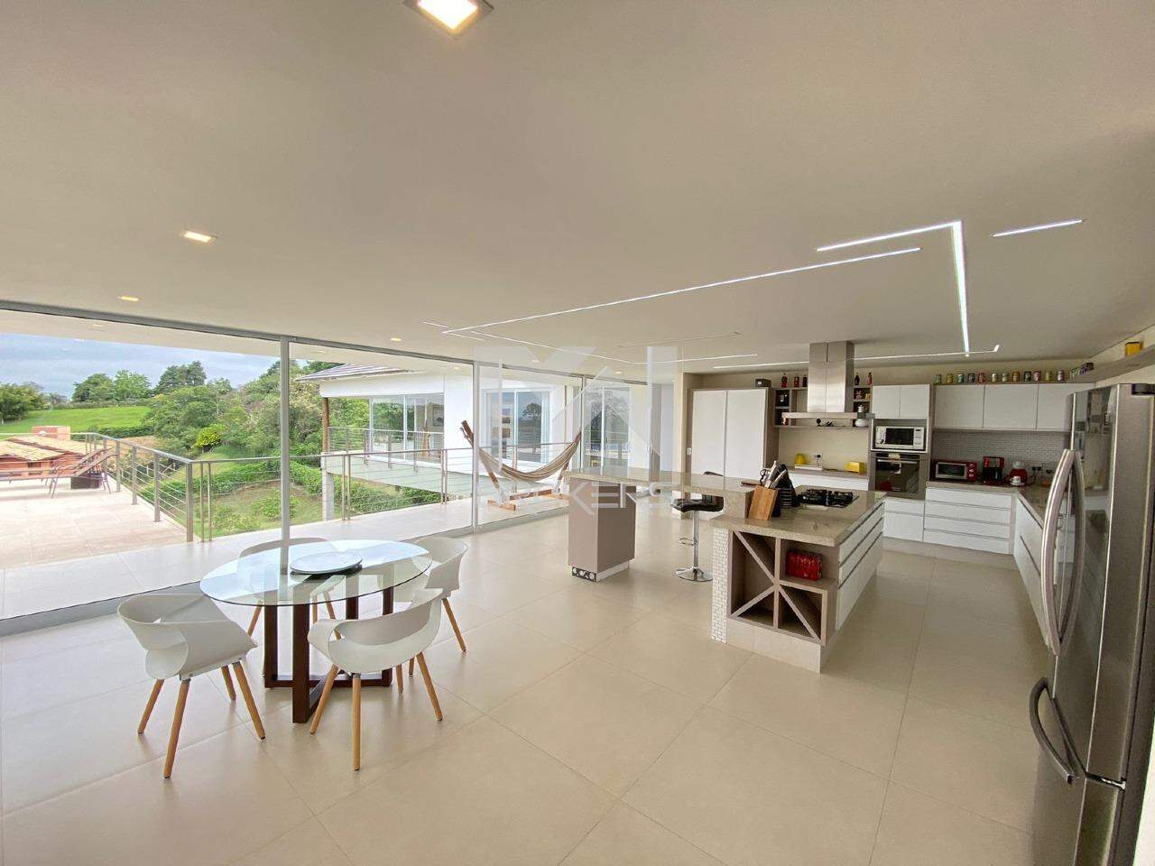 Casa em Condomínio à venda no Caixa D´água: salas - varanda - cozinha