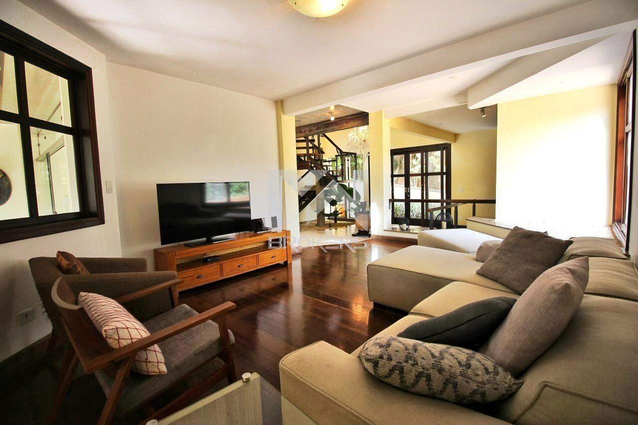 Casa em Condomínio à venda no Condomínio Marambaia: salas