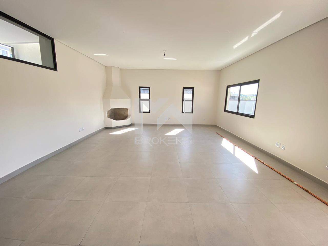 Casa em Condomínio à venda no Condomínio Santa Isabel: salas