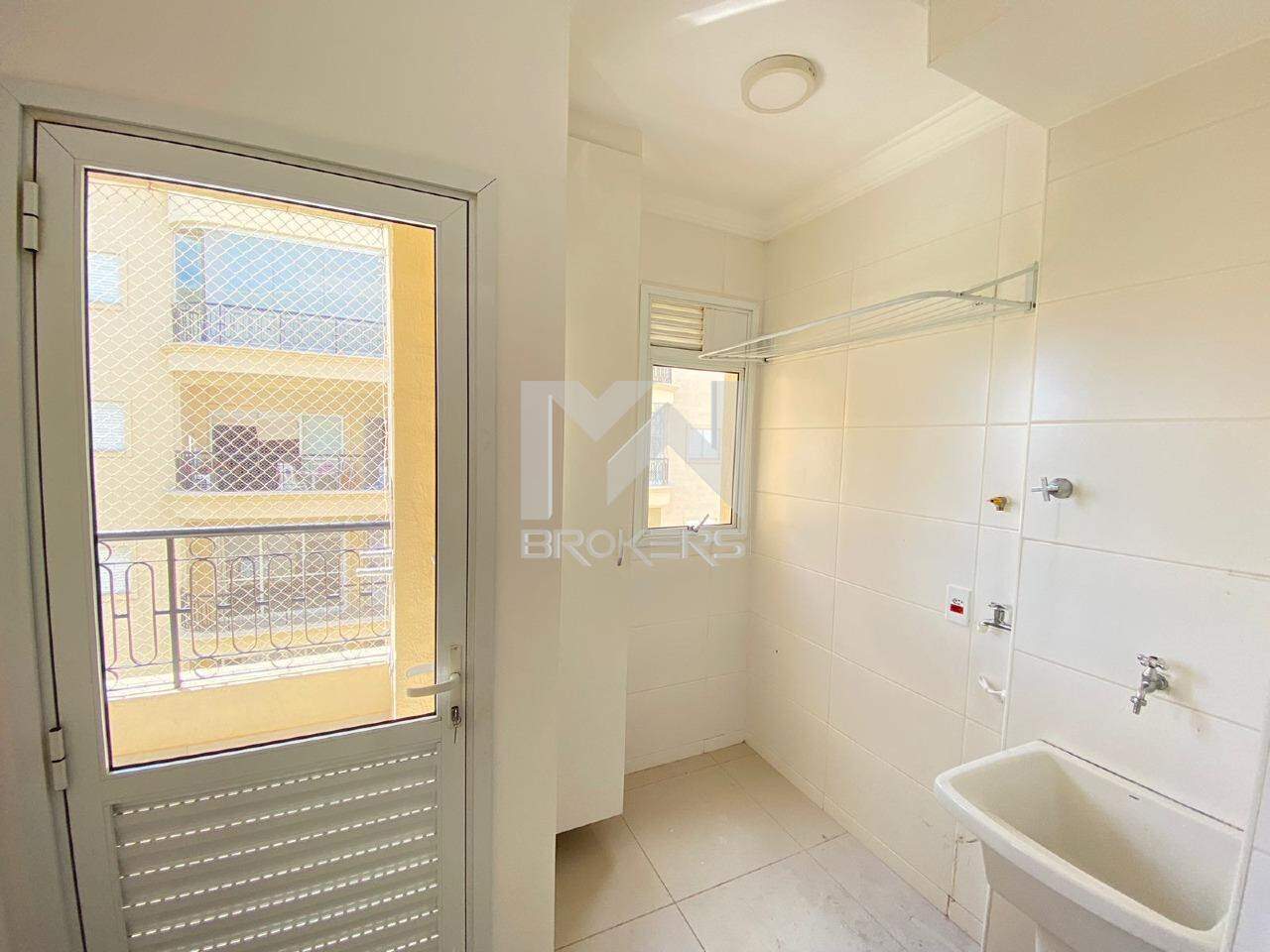 Apartamento à venda no Santa Claudina: área de serviços