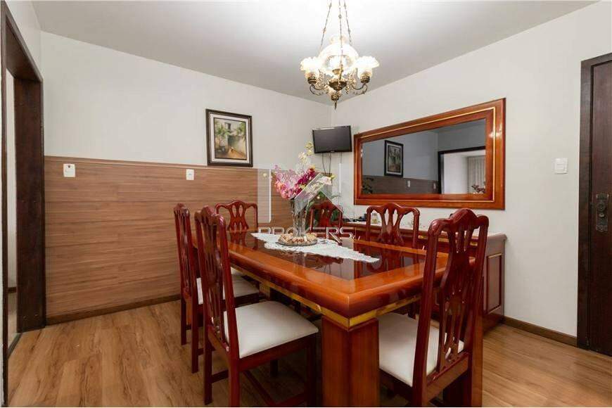 Casa à venda no Vila São José: sala de refeições