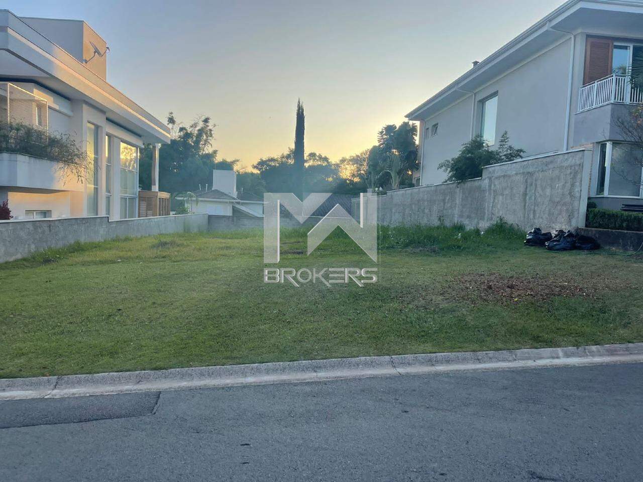 Terreno à venda no Condomínio Reserva das Palmeiras: 