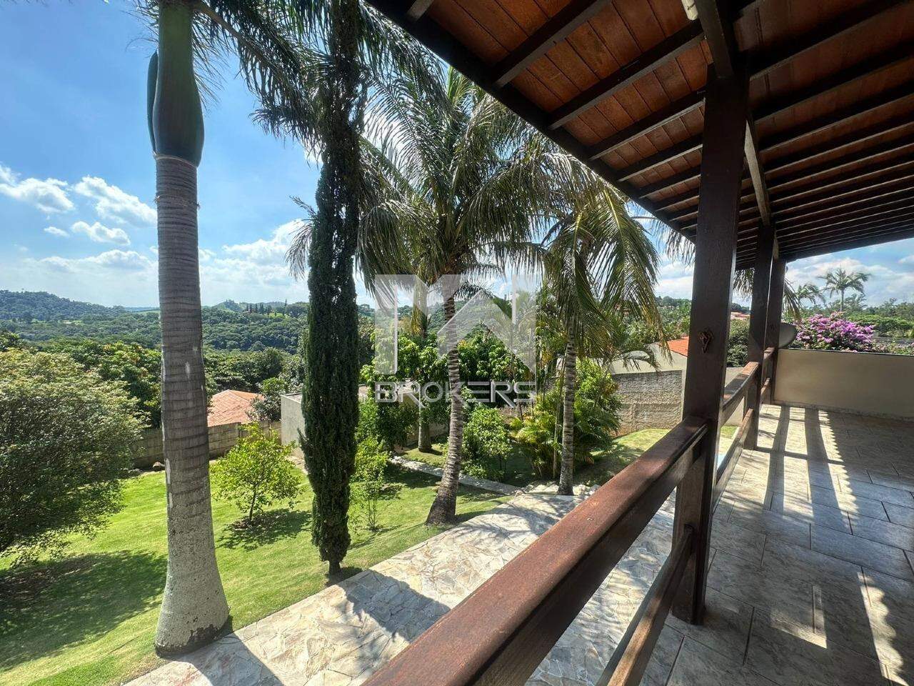 Casa em Condomínio à venda no Santa Cândida: varanda