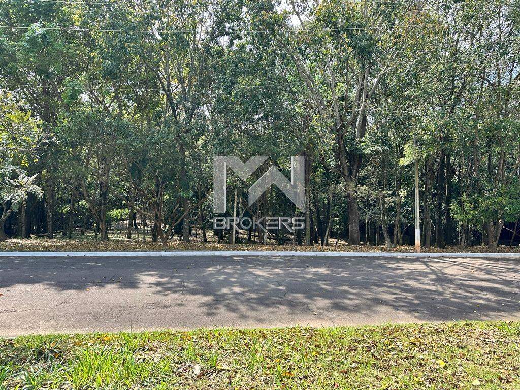 Terreno à venda no Condominio Villaggio Capriccio: Bosque