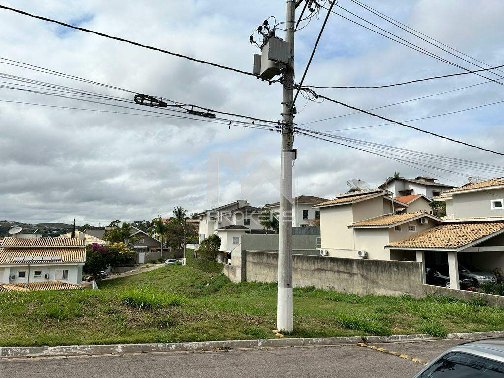 Terreno à venda no Condominio Villaggio Capriccio: Frente