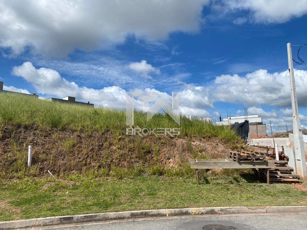 Terreno à venda no Vila Nova Louveira: terreno
