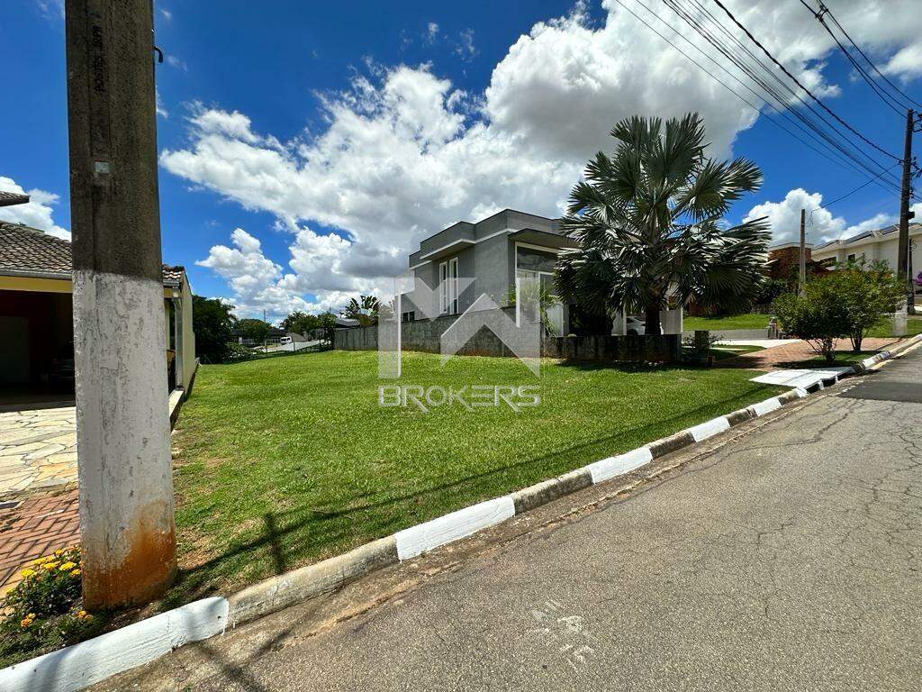 Terreno à venda no Condomínio Reserva dos Vinhedos: Frente