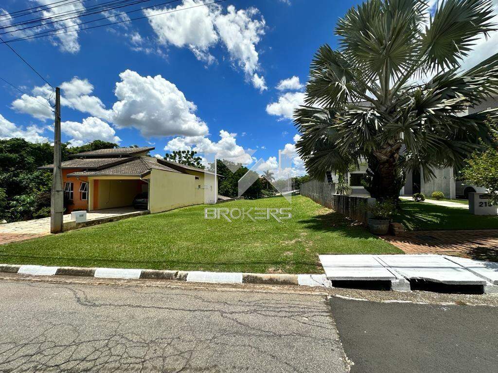 Terreno à venda no Condomínio Reserva dos Vinhedos: Frente