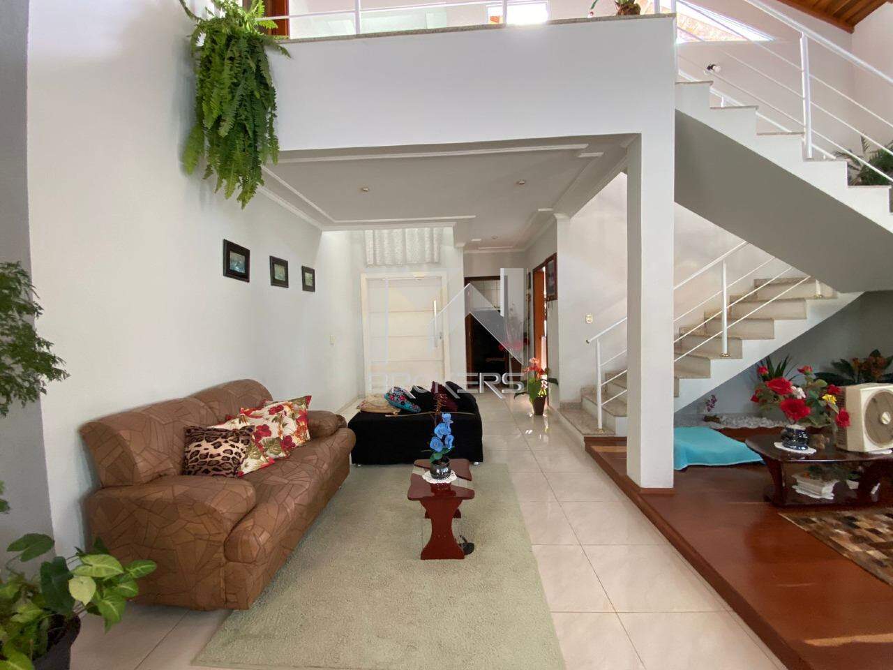 Casa em Condomínio à venda no Condomínio Terras de Vinhedo: salas