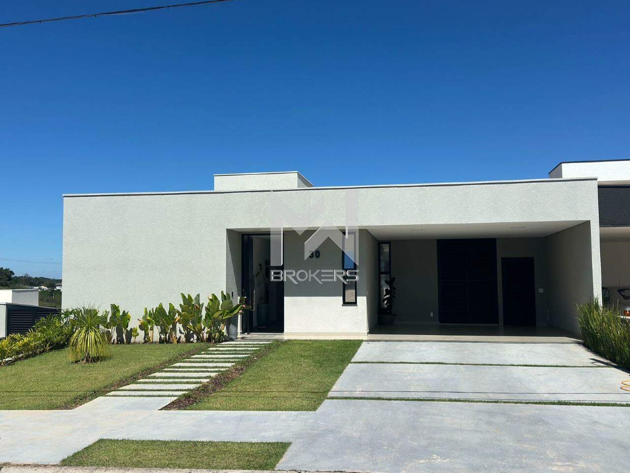 Casa em Condomínio à venda no Condomínio Santa Isabel: Fachada