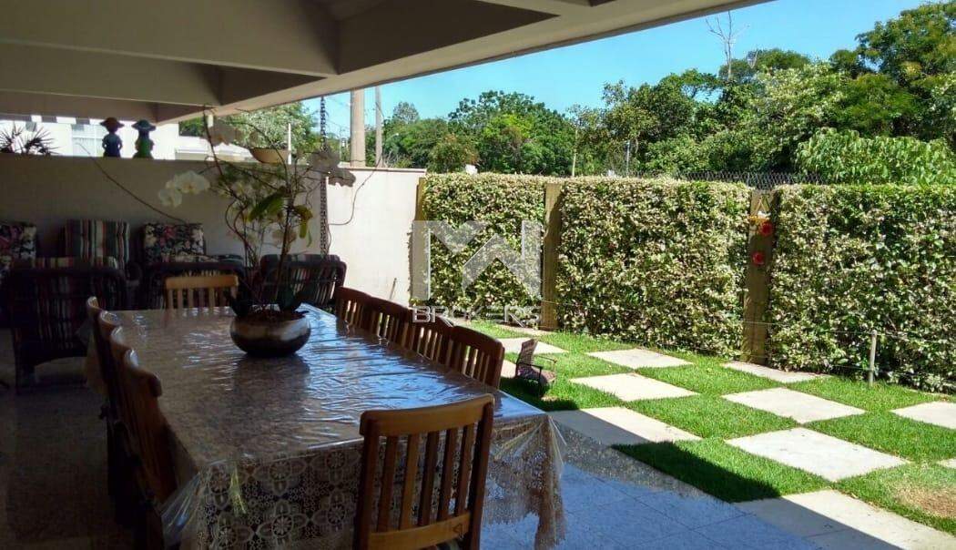 Casa em Condomínio à venda no Condomínio Reserva dos Vinhedos: varanda gourmet