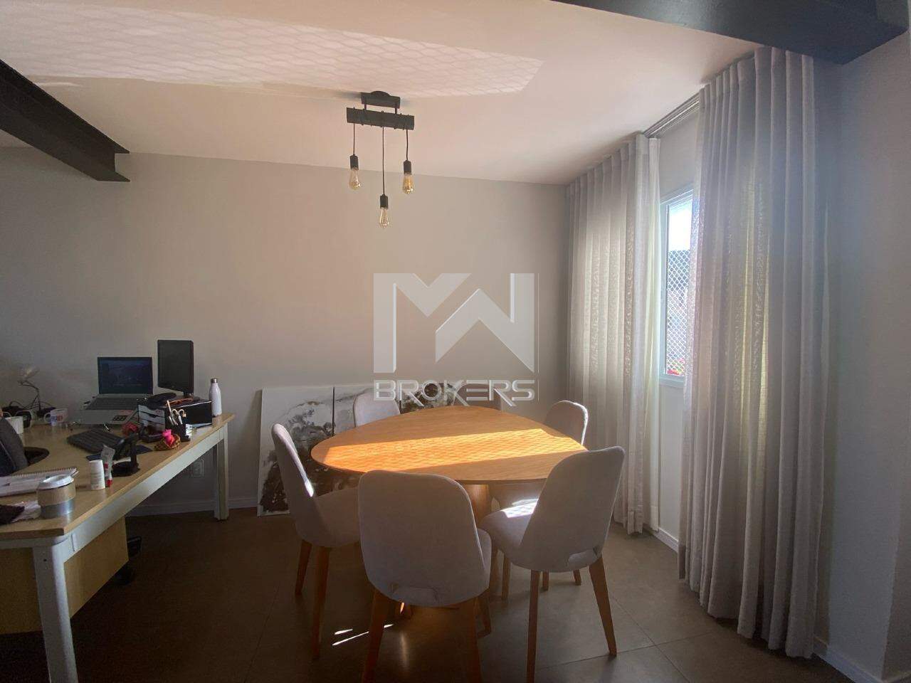 Casa em Condomínio à venda no Bosque: salas