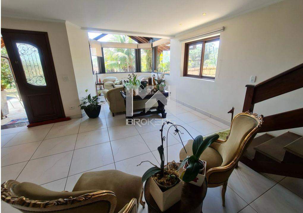 Casa em Condomínio à venda no Condomínio Marambaia: salas