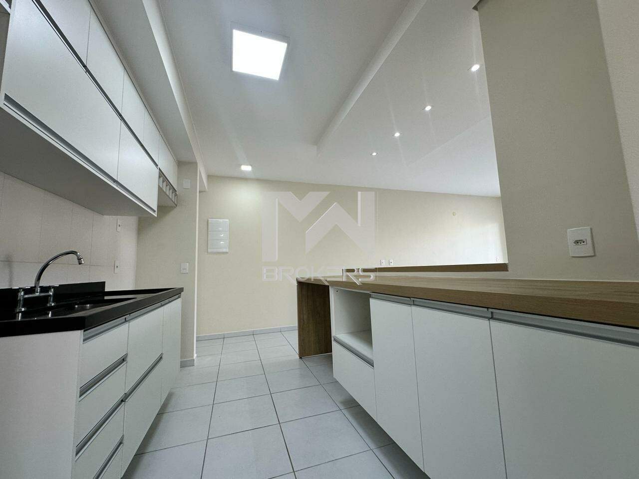 Apartamento para aluguel no Vista Alegre: Cozinha