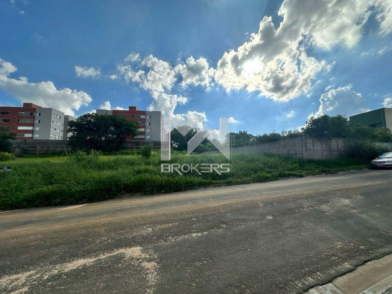 Terreno à venda no Pinheirinho: Vista terreno 2 e 3