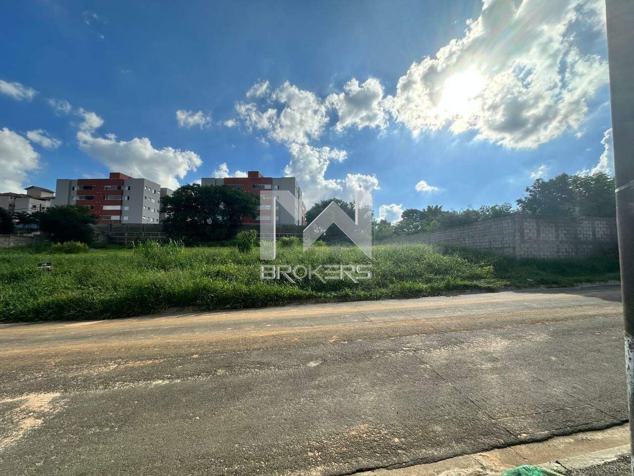 Terreno à venda no Pinheirinho: Terreno 3