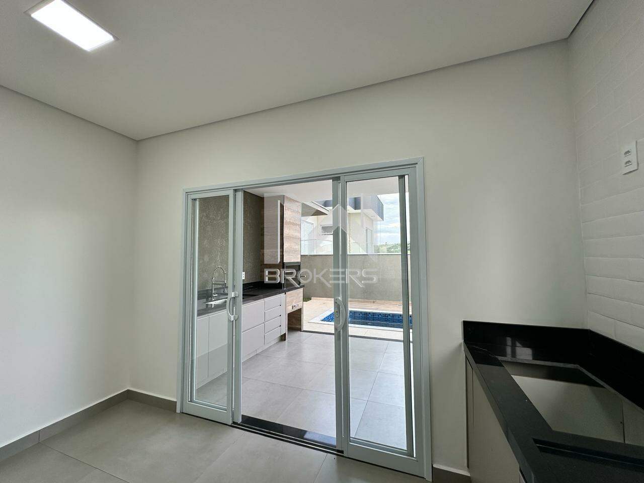 Casa em Condomínio à venda no Jardim São Marcos: Cozinha