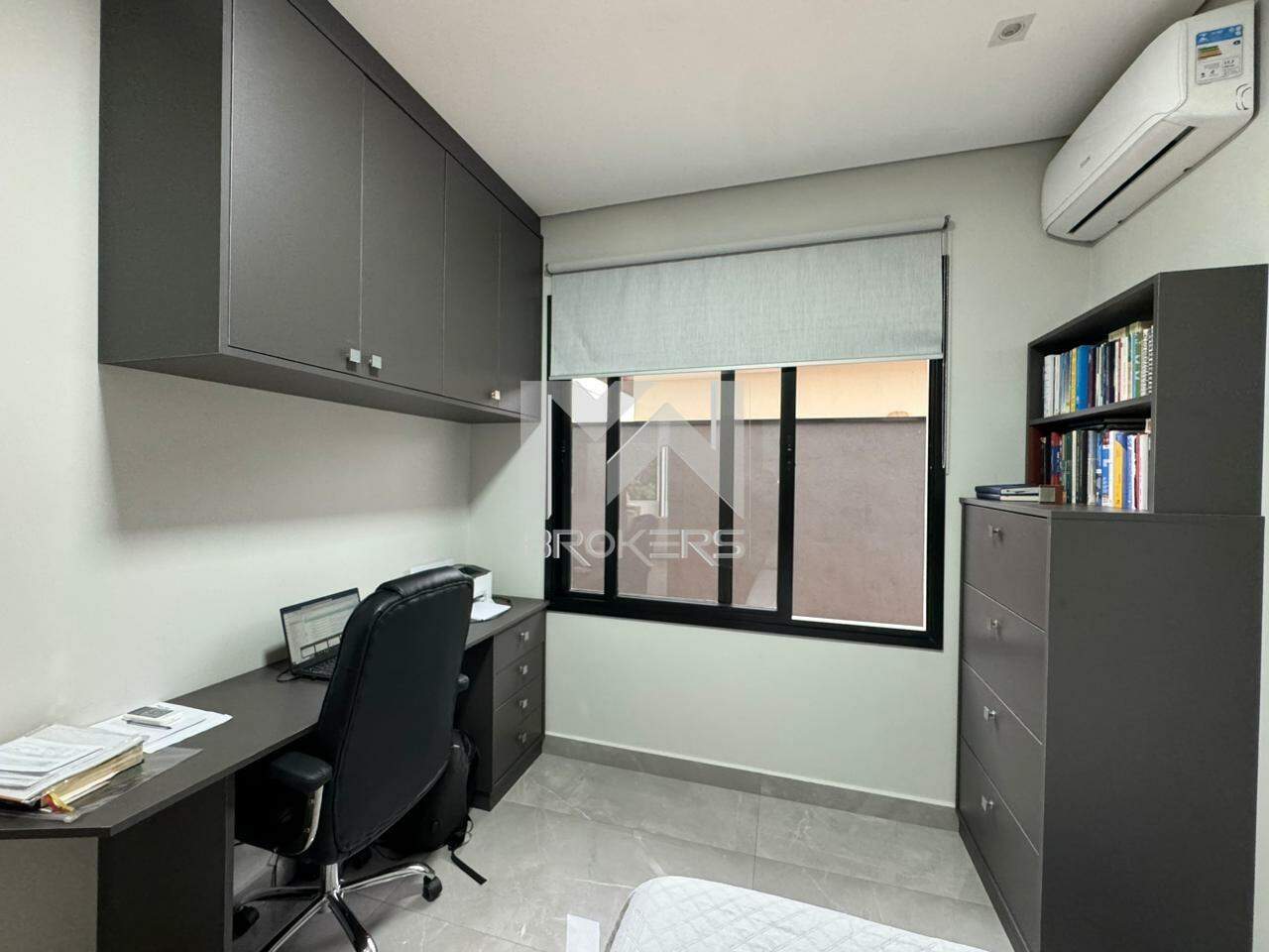 Casa em Condomínio à venda no Condomínio Reserva dos Vinhedos: escritório