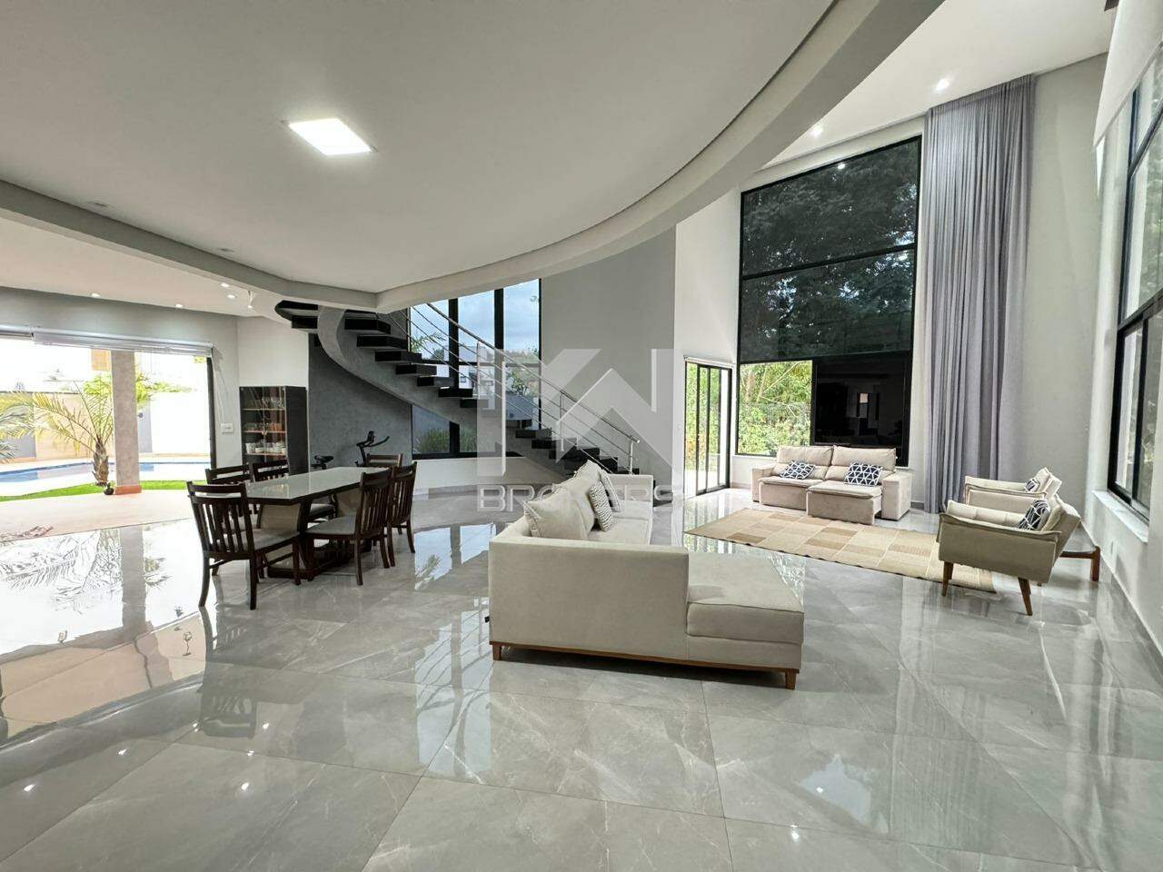 Casa em Condomínio à venda no Condomínio Reserva dos Vinhedos: salas