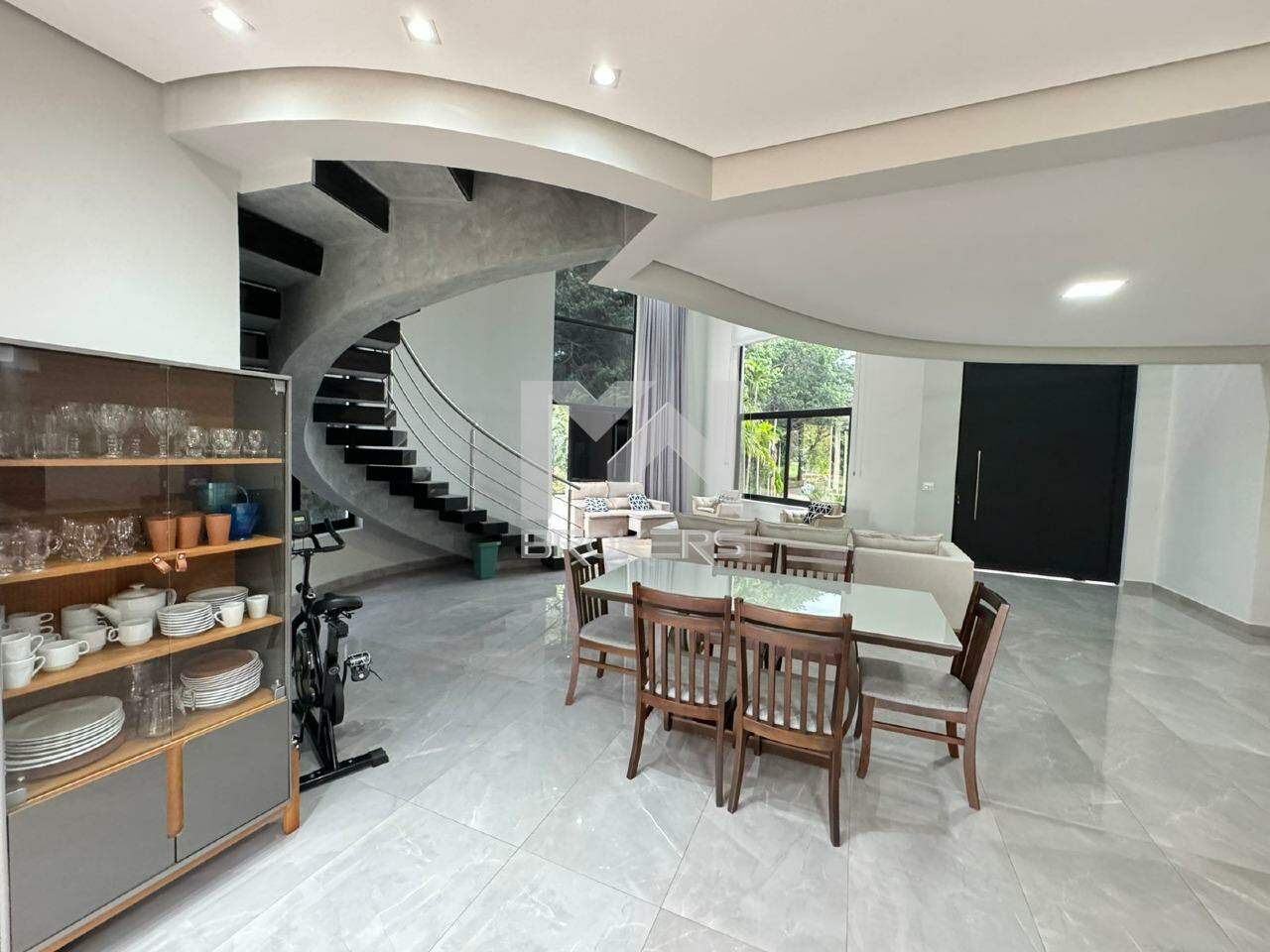 Casa em Condomínio à venda no Condomínio Reserva dos Vinhedos: salas