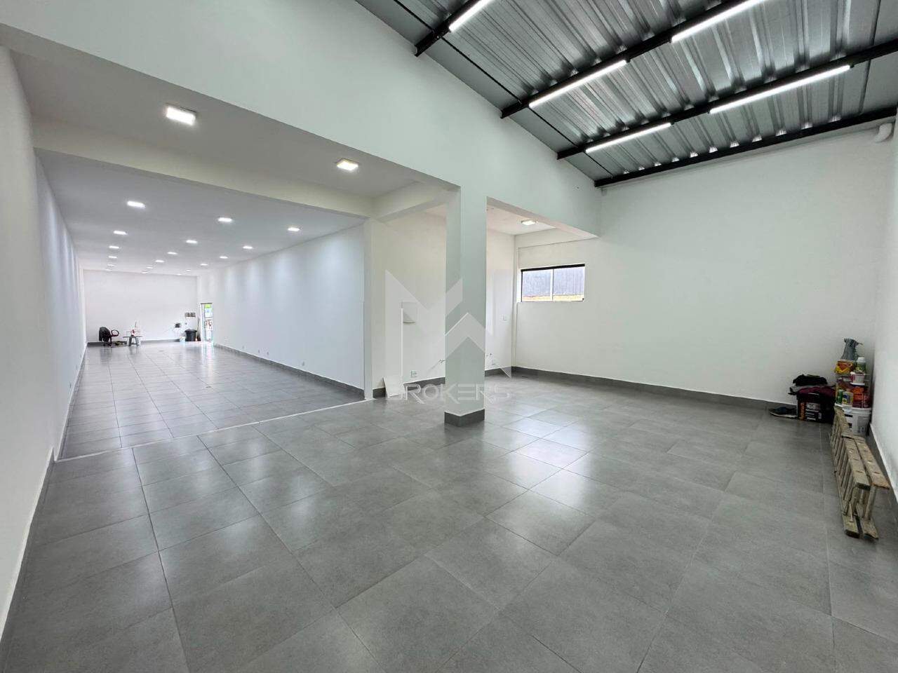 Salão Comercial para aluguel no Marambaia: Piso térreo