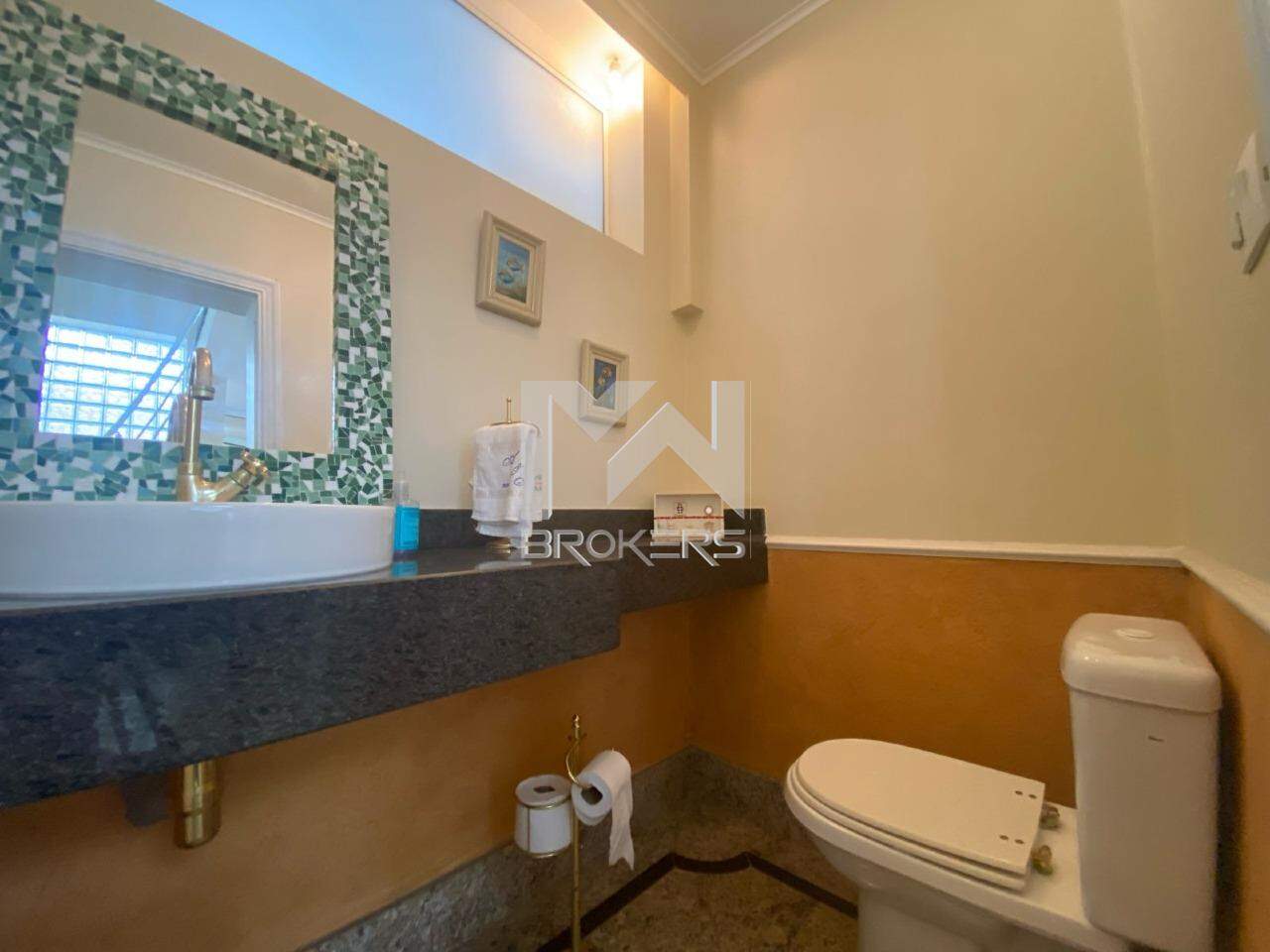 Casa em Condomínio à venda no Condominio Villaggio Capriccio: lavabo