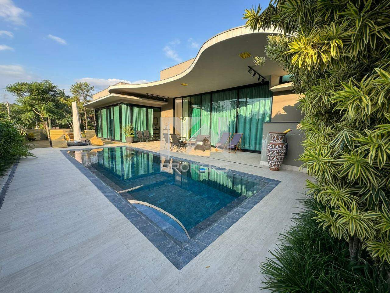 Casa em Condomínio à venda no Condomínio São Joaquim: piscina