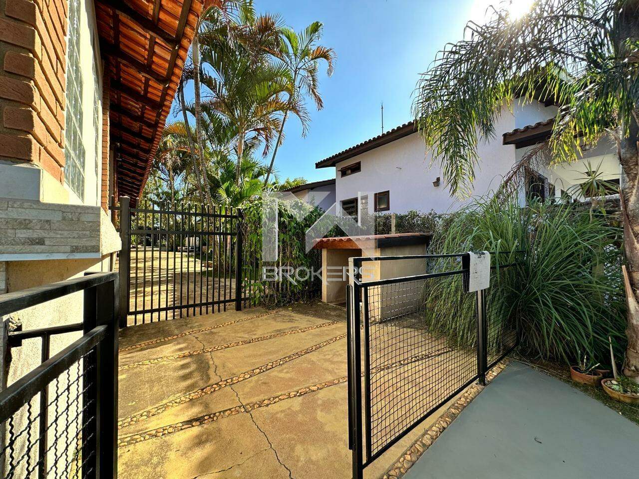 Casa em Condomínio à venda no Vista Alegre: Lateral