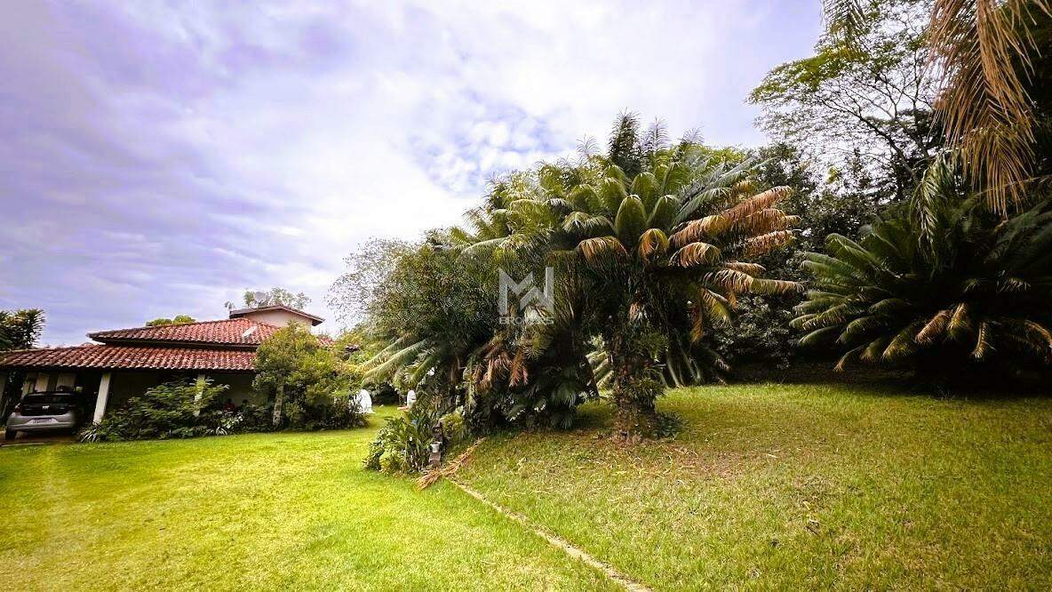 Chácara à venda no Jardim dos Lagos: fachada